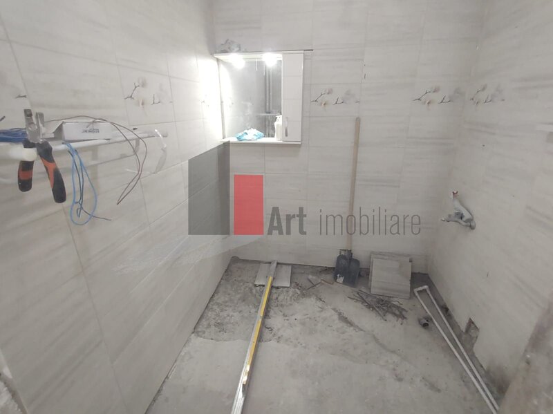 Drumul Gazarului, Giurgiului vanzare apartament 2 camere semidecomandat